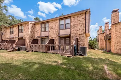 2521 Crosstimbers Street #B1, Huntsville, TX 77320 - Photo 33