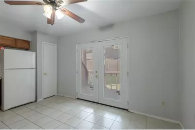 2521 Crosstimbers Street #B1, Huntsville, TX 77320 - Photo 13
