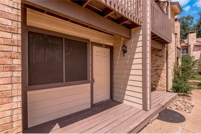 2521 Crosstimbers Street #B1, Huntsville, TX 77320 - Photo 5