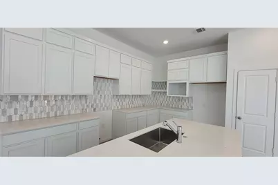 29707 Knollwood Bay Road, Waller, TX 77484 - Photo 7