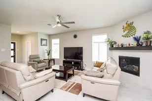 2222 Emerald Diamond Ct, Fresno, TX 77545 - Photo 5