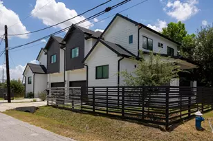 3034 Wayne St, Houston, TX 77026 - Photo 1