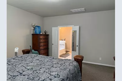 210 Woodside Court, Clute, TX 77531 - Photo 15