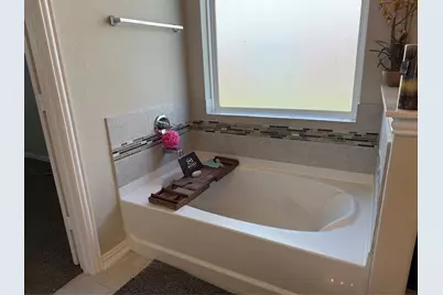 210 Woodside Court, Clute, TX 77531 - Photo 19