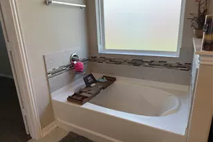 210 Woodside Ct, Clute, TX 77531 - Photo 19