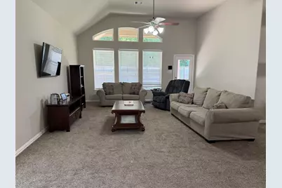 210 Woodside Court, Clute, TX 77531 - Photo 11