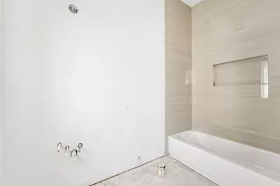 627 Mazal Lane, Houston, TX 77009 - Photo 33