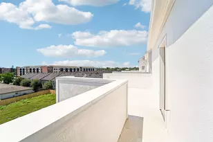 627 Mazal Ln, Houston, TX 77009 - Photo 45