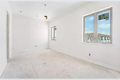 627 Mazal Lane, Houston, TX 77009 - Photo 35
