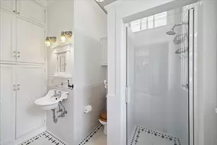 2614 Stanford St, Houston, TX 77006 - Photo 33