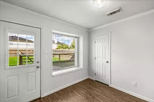 158 Bristol Bend Ln, Dickinson, TX 77539 - Photo 13