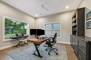 1607 Althea Dr, Houston, TX 77018 - Photo 5