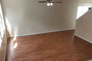 39 S Camellia Grove Cir, The Woodlands, TX 77382 - Photo 11