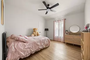 1489 Garden Lakes Dr, Friendswood, TX 77546 - Photo 15