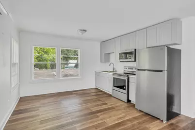 4006 Avenue R 1/2 Rear, Galveston, TX 77550 - Photo 9