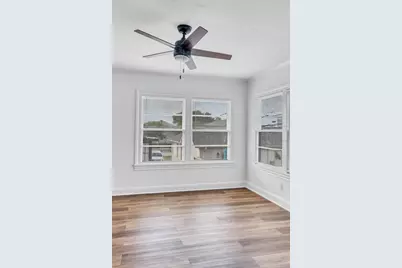 4006 Avenue R 1/2 Rear, Galveston, TX 77550 - Photo 13