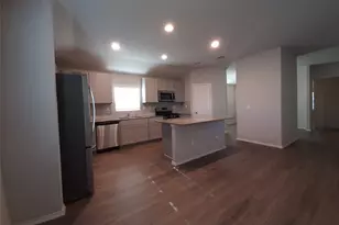 221 Stalwart Hl Trl, Magnolia, TX 77354 - Photo 9