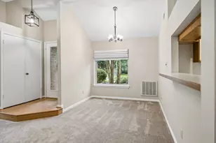46 Lakeridge Dr, The Woodlands, TX 77381 - Photo 3
