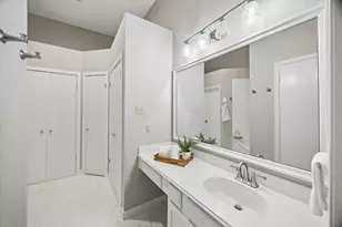46 Lakeridge Dr, The Woodlands, TX 77381 - Photo 13