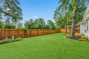 76 Woodhaven Wood Dr, The Woodlands, TX 77380 - Photo 39