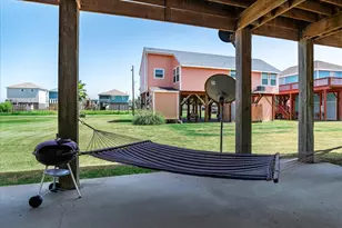 138 Verdia Dr, Crystal Beach, TX 77650 - Photo 47