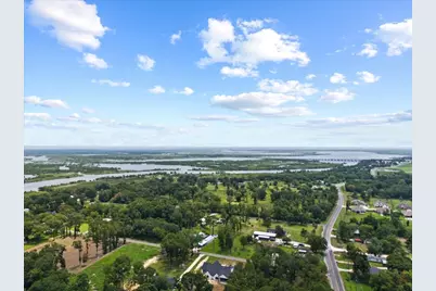 117 Daisy Ln, Baytown, TX 77523 - Photo 41