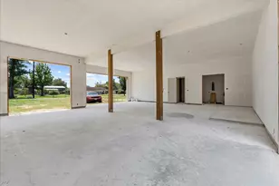117 Daisy Ln, Baytown, TX 77523 - Photo 39
