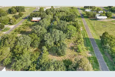 612 Hill Street, Oak Island, TX 77535 - Photo 9