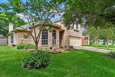 5711 Shady Hollow Court, Rosharon, TX 77583 - Photo 1