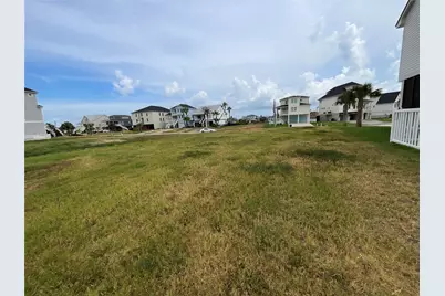 9502 Vista Bella, Galveston, TX 77554 - Photo 9
