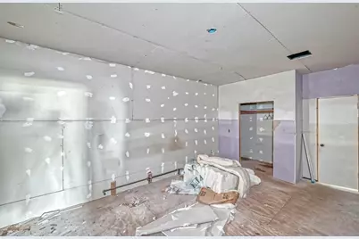 5724 Cavalcade Street, Houston, TX 77026 - Photo 5