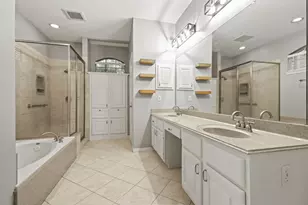 2902 Maple Bend Dr, Houston, TX 77345 - Photo 13
