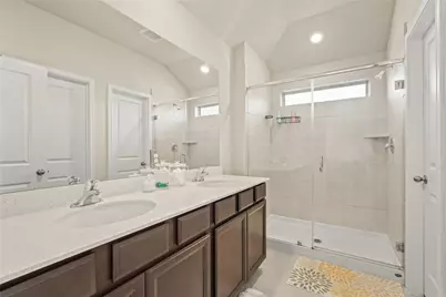 27007 Blue Pool Drive, Katy, TX 77493 - Photo 17