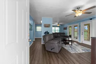 21 Clearview St, Point Blank, TX 77364 - Photo 11
