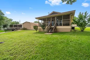 21 Clearview St, Point Blank, TX 77364 - Photo 5