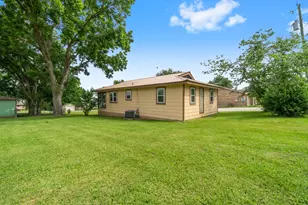 21 Clearview St, Point Blank, TX 77364 - Photo 39