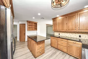 3923 Cypress Lake Dr, Spring, TX 77388 - Photo 5