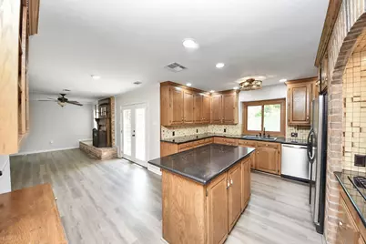 3923 Cypress Lake Drive, Spring, TX 77388 - Photo 3