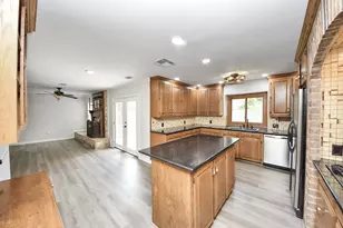 3923 Cypress Lake Dr, Spring, TX 77388 - Photo 3