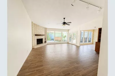 2219 S Belmont Drive, Richmond, TX 77469 - Photo 5