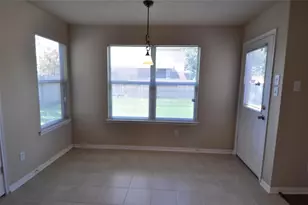 5823 Ridgebluff Ln, Katy, TX 77449 - Photo 7