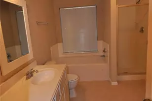 5823 Ridgebluff Ln, Katy, TX 77449 - Photo 11