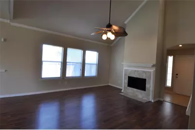 5823 Ridgebluff Lane, Katy, TX 77449 - Photo 3