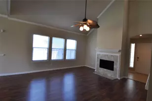 5823 Ridgebluff Ln, Katy, TX 77449 - Photo 3