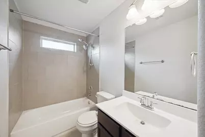 5156 Echo Falls Drive, Alvin, TX 77511 - Photo 13