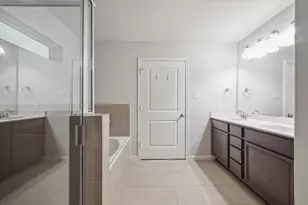 5156 Echo Falls Dr, Alvin, TX 77511 - Photo 11