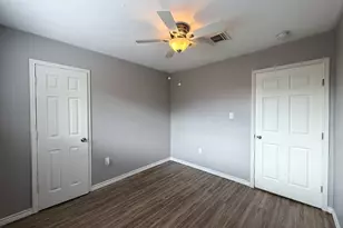 10815 Sagecrest Ln, Houston, TX 77089 - Photo 15