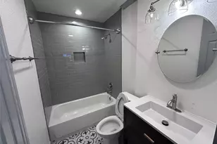 5315 Avenue R, Galveston, TX 77551 - Photo 11
