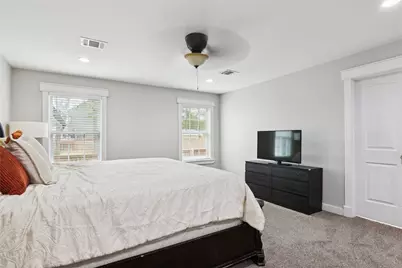 1910 East Avenue, Katy, TX 77493 - Photo 13