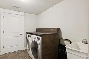 1910 East Ave, Katy, TX 77493 - Photo 19